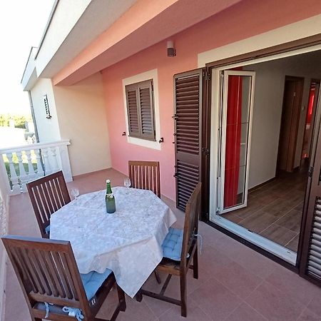 Apartmani Peko Pag Town Kültér fotó
