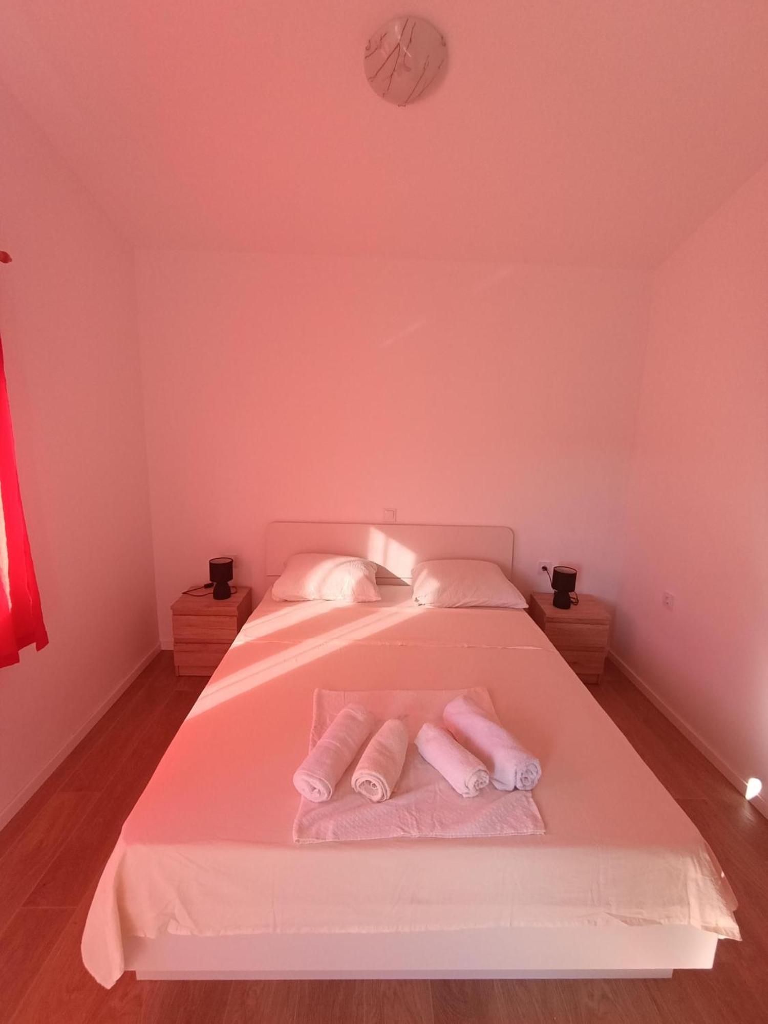 Apartmani Peko Pag Town Kültér fotó