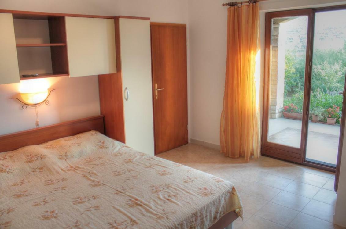 Apartmani Peko Pag Town Kültér fotó