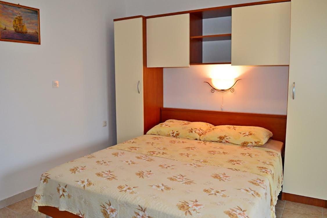 Apartmani Peko Pag Town Kültér fotó