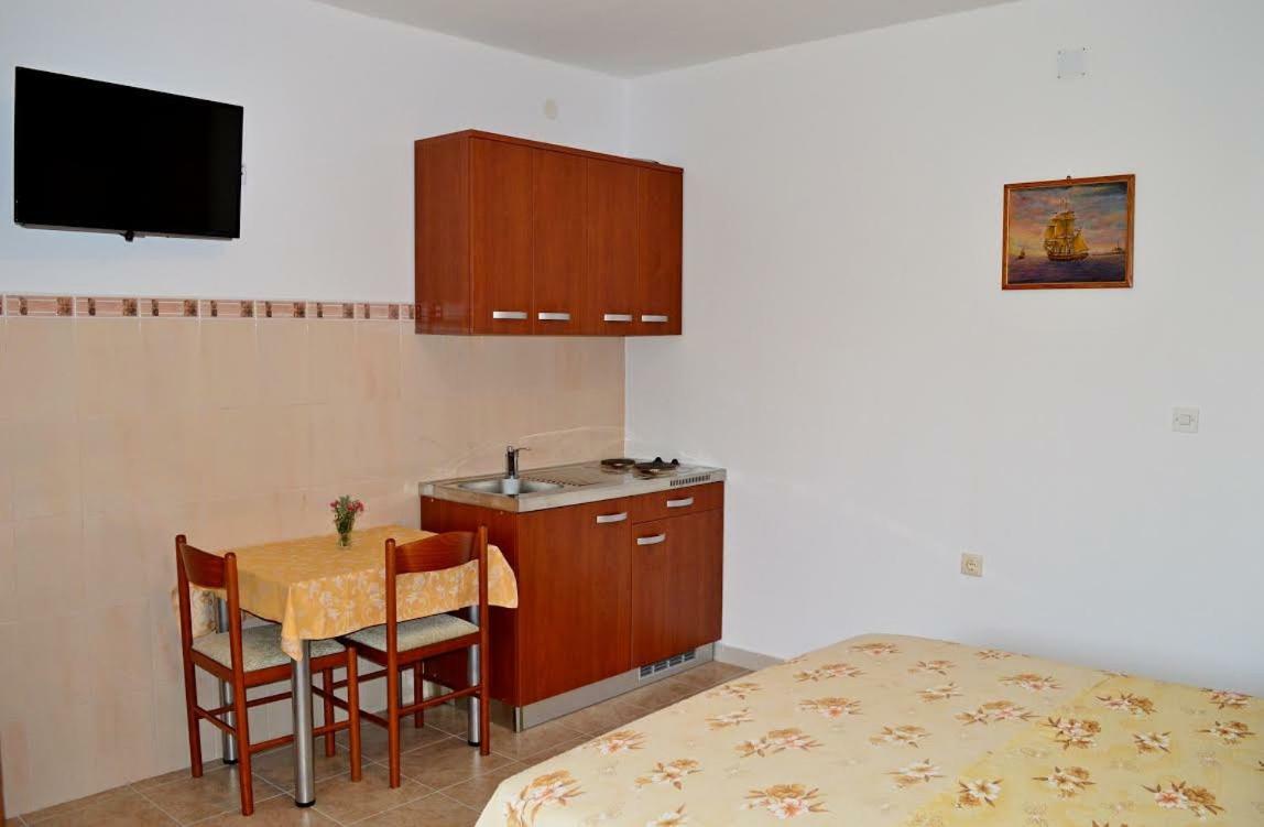 Apartmani Peko Pag Town Kültér fotó