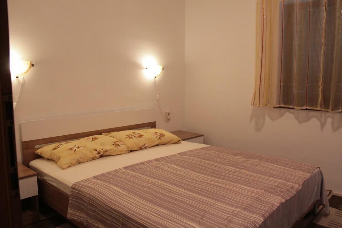 Apartmani Peko Pag Town Kültér fotó