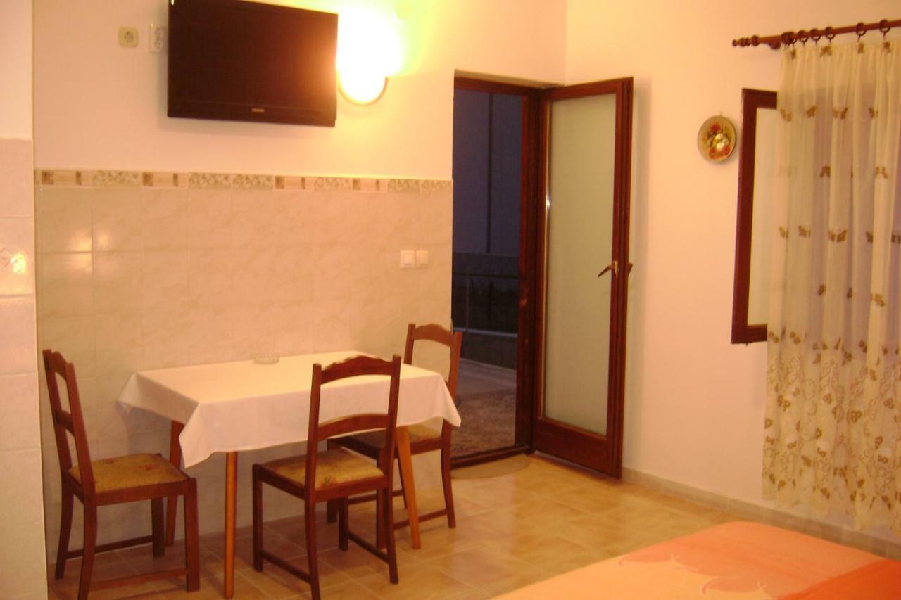 Apartmani Peko Pag Town Kültér fotó